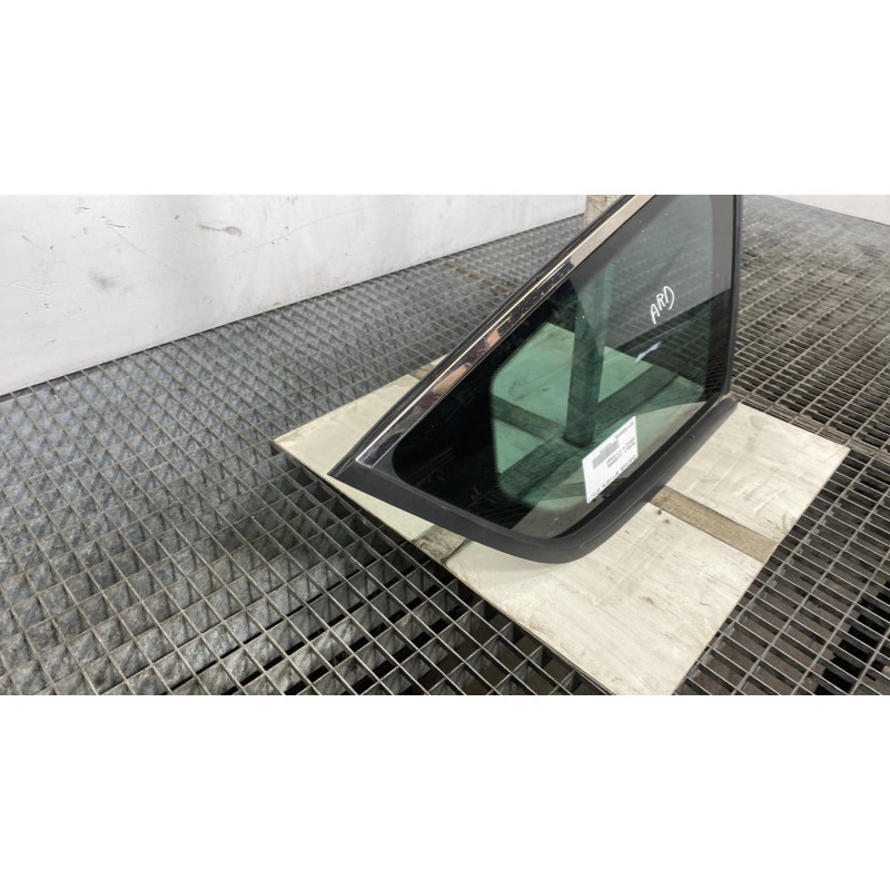 Custode arriere droit RENAULT SCENIC 4 Photo n°4