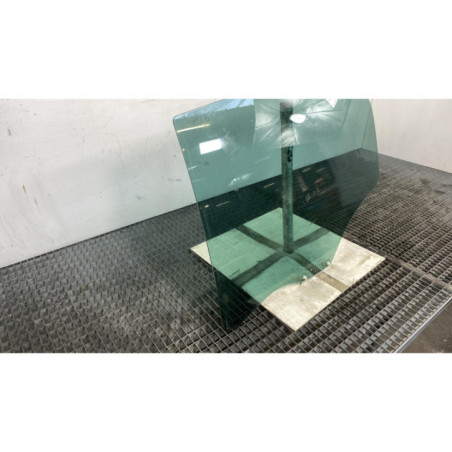 Vitre arriere gauche RENAULT SCENIC 4