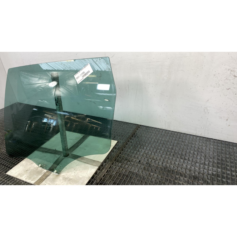 Vitre arriere gauche RENAULT SCENIC 4 Photo n°4