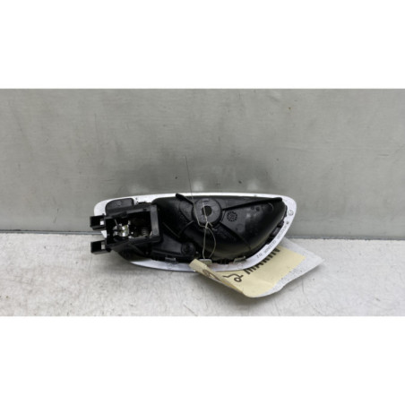 Poignee interieur arriere droit RENAULT SCENIC 4