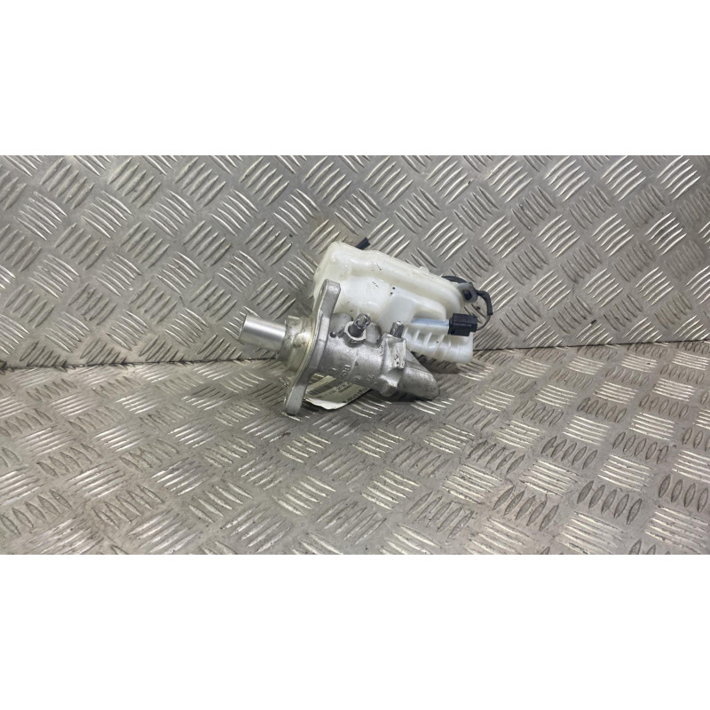 Maitre cylindre (freinage) RENAULT SCENIC 4 Photo n°3