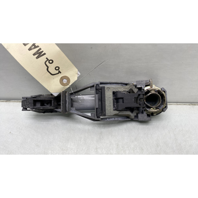 Poignee porte arriere gauche VOLKSWAGEN PASSAT 4 Photo n°2