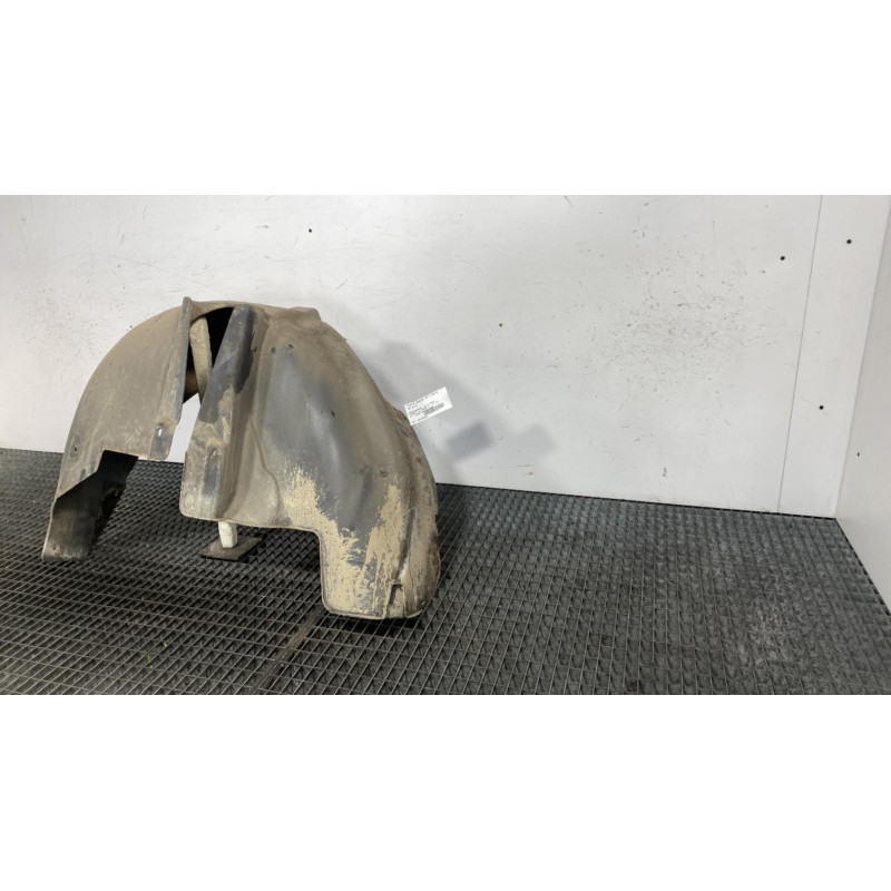 Pare boue arriere droit VOLKSWAGEN PASSAT 4 Photo n°3