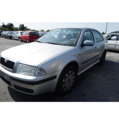 Bras essuie glace arriere SKODA OCTAVIA 1