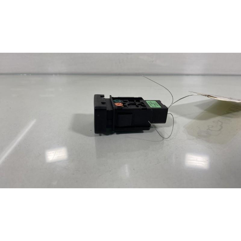 Commande anti brouillard arriere SUZUKI SWIFT 4 Photo n°3