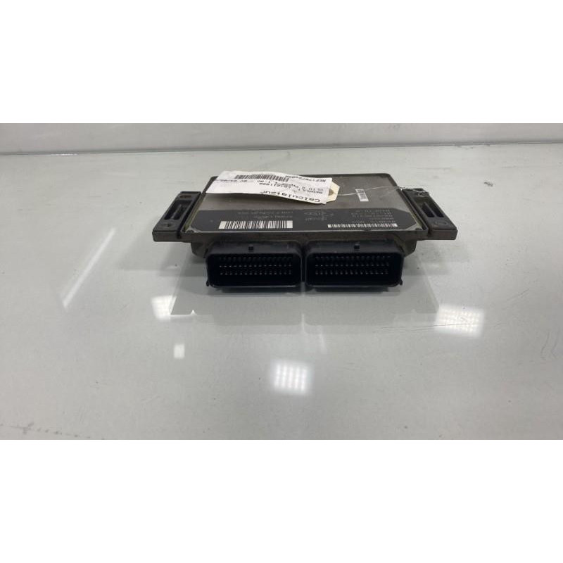 Calculateur moteur RENAULT CLIO 2 Photo n°1