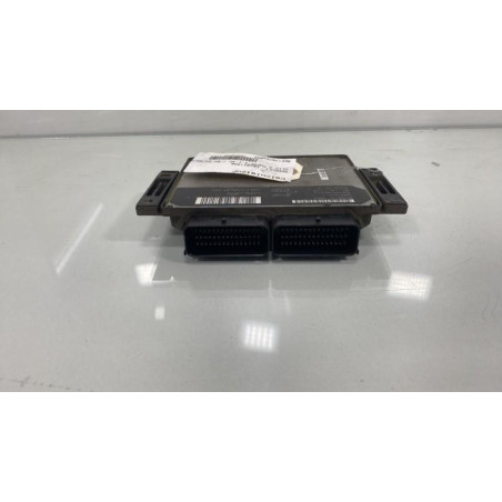 Calculateur moteur RENAULT CLIO 2 Photo n°1