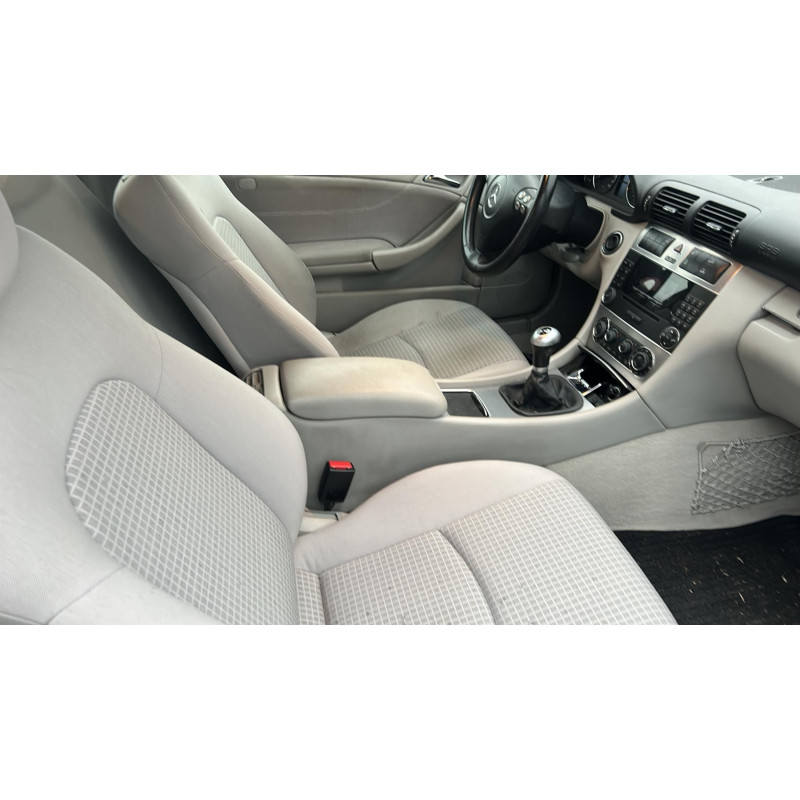 Porte avant droit MERCEDES CLASSE C 203 COUPE SPORT Photo n°10
