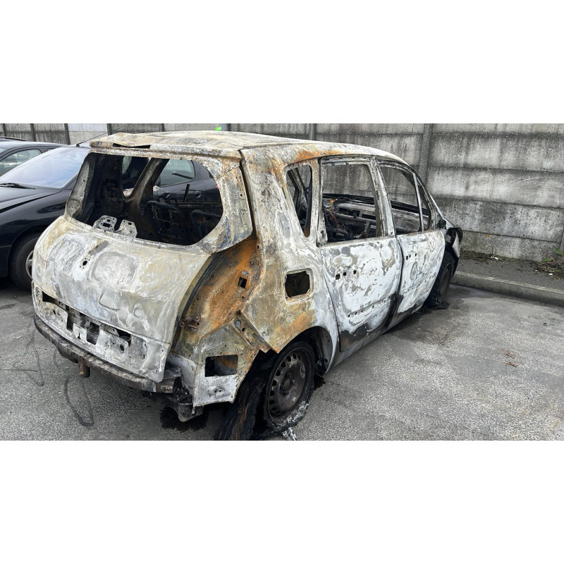 Renfort pare choc avant (traverse) RENAULT SCENIC 2 Photo n°12