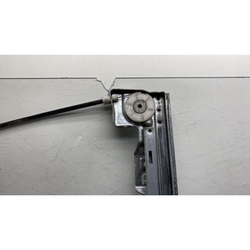 Leve vitre electrique avant droit RENAULT KANGOO 2 Photo n°1