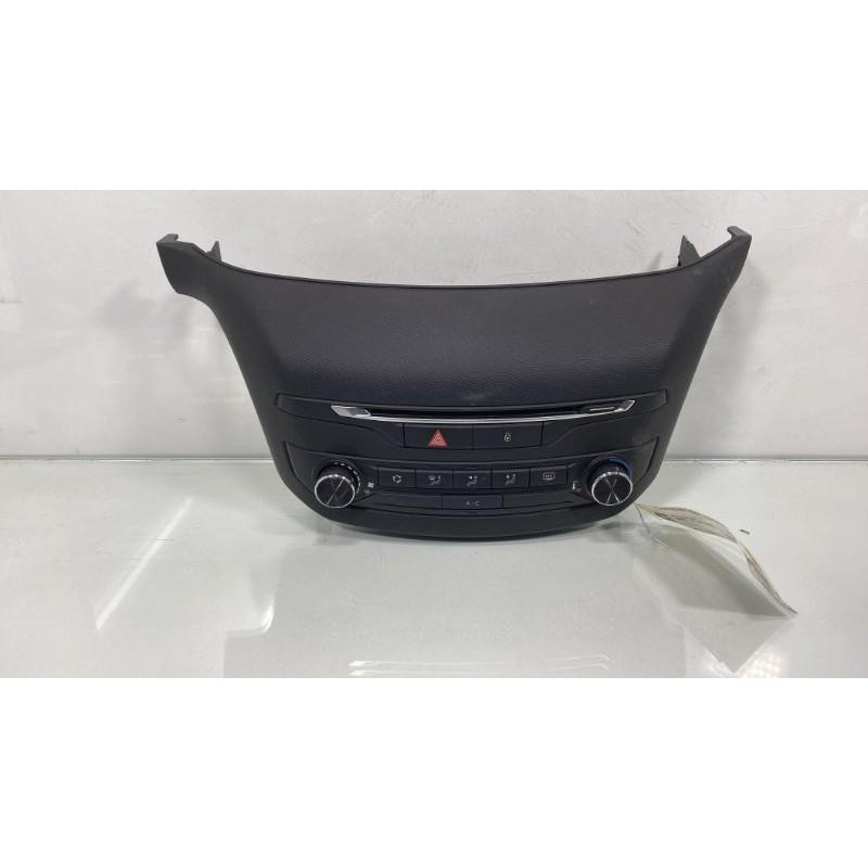 Commande chauffage PEUGEOT 308 2 Photo n°3