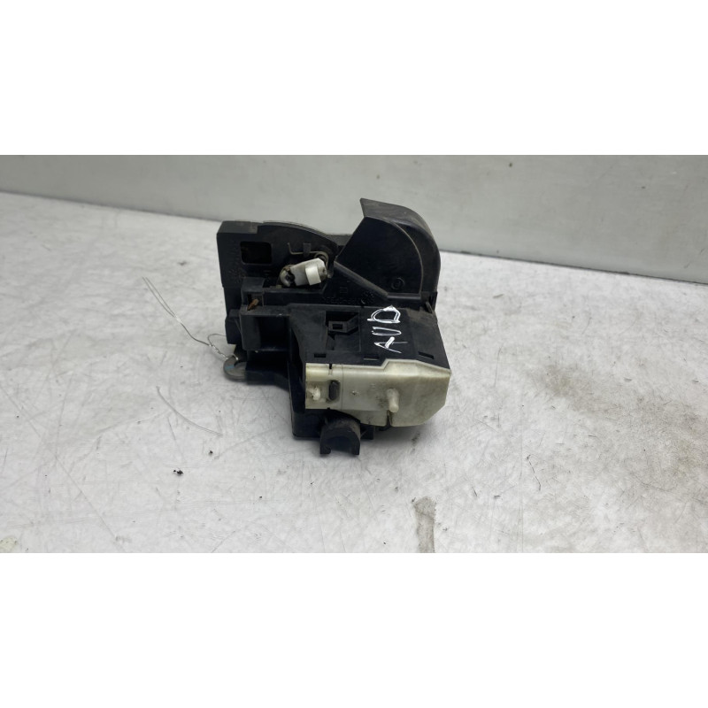 Serrure avant droit RENAULT CLIO 2 Photo n°2