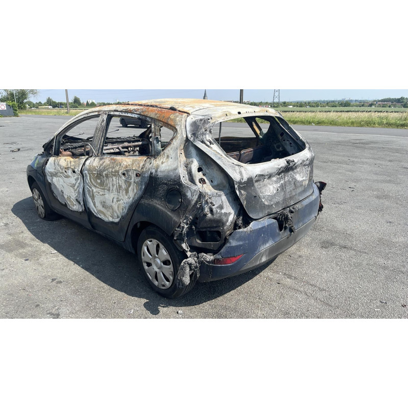 Pare boue avant gauche FORD FIESTA 6 Photo n°7