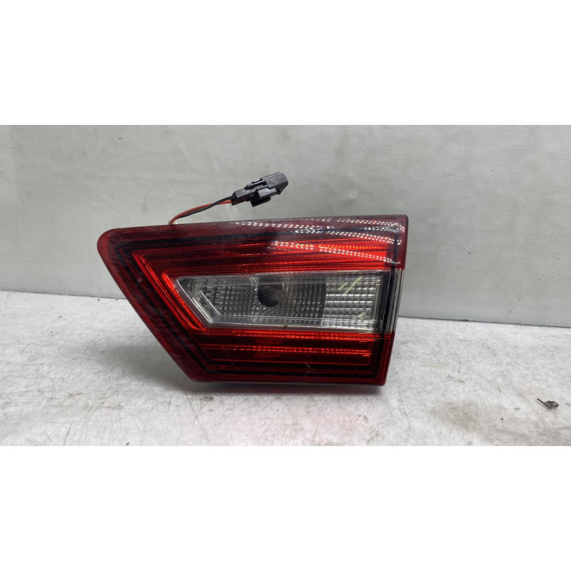 Feu arriere secondaire droit (feux) RENAULT CLIO 4 Photo n°3