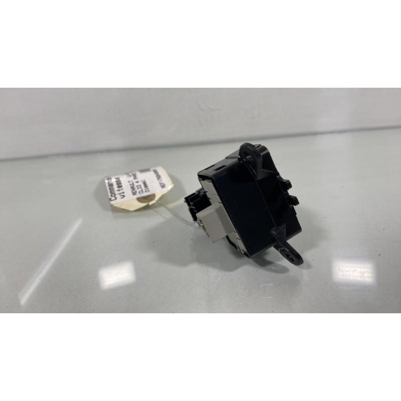 Commande regulateur vitesse RENAULT CLIO 4 Photo n°3