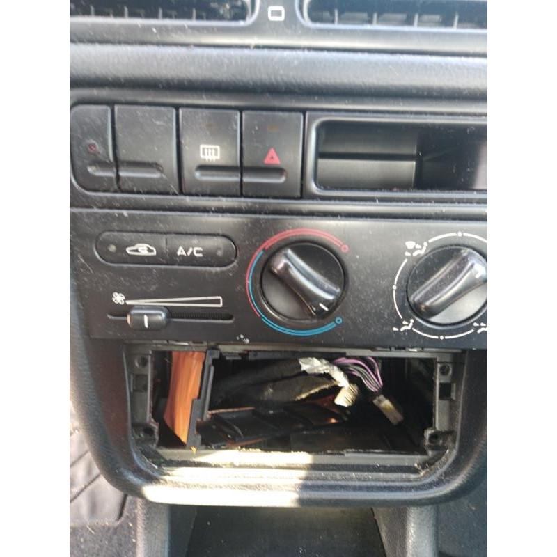 Moteur essuie glace avant PEUGEOT 406 Photo n°6