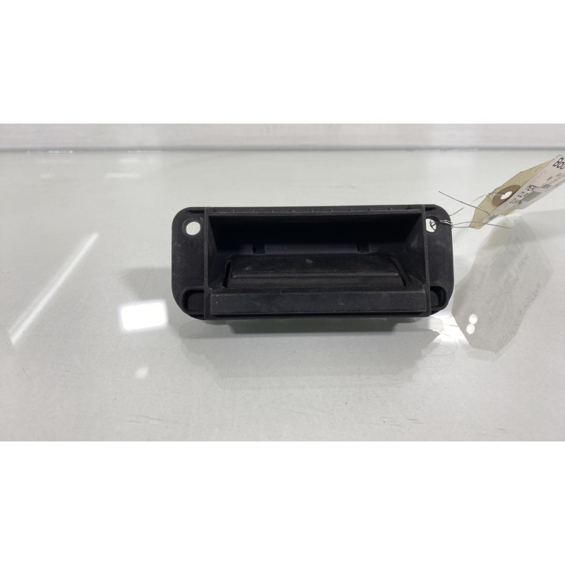 Bouton de coffre MERCEDES CLASSE C 204 Photo n°1