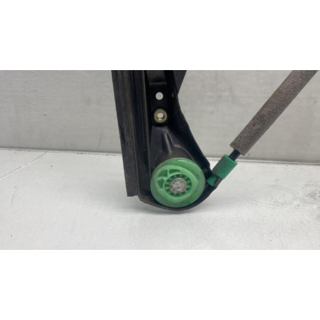 Leve vitre electrique avant droit FORD FOCUS 1 Photo n°1