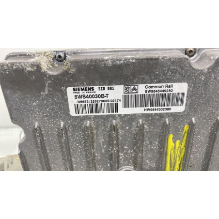 Calculateur moteur PEUGEOT 307