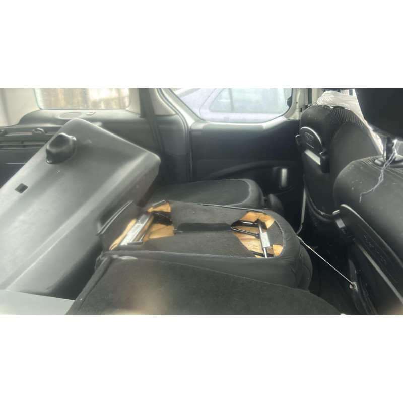 Serrure avant droit CITROEN BERLINGO 2 Photo n°5