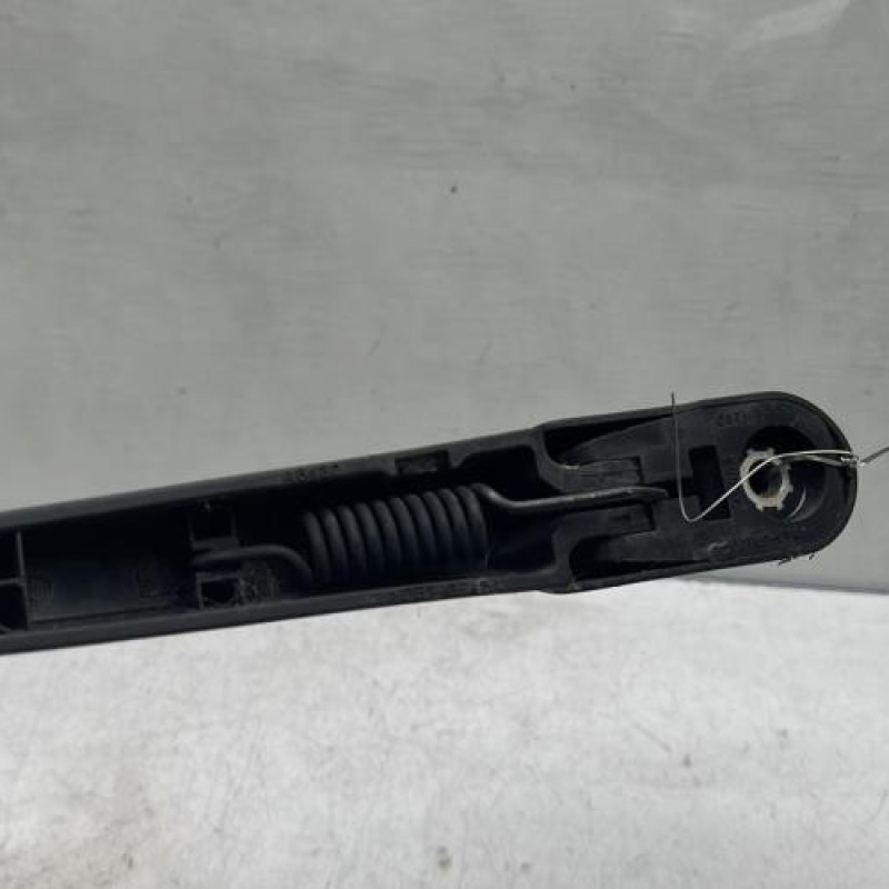Bras essuie glace arriere SUZUKI IGNIS 3 Photo n°3