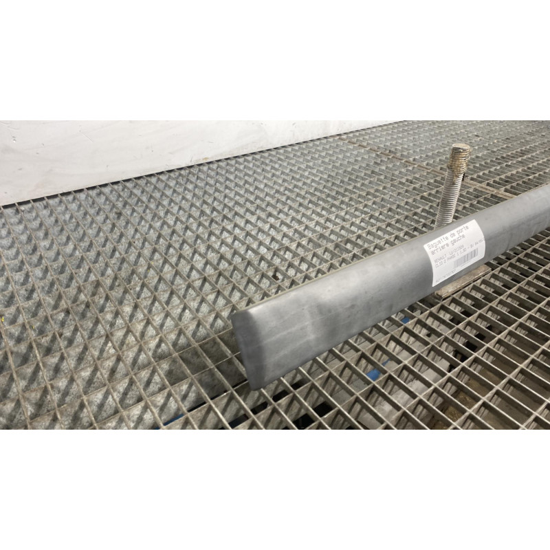 Baguette de porte arriere gauche  RENAULT CLIO 2 Photo n°3