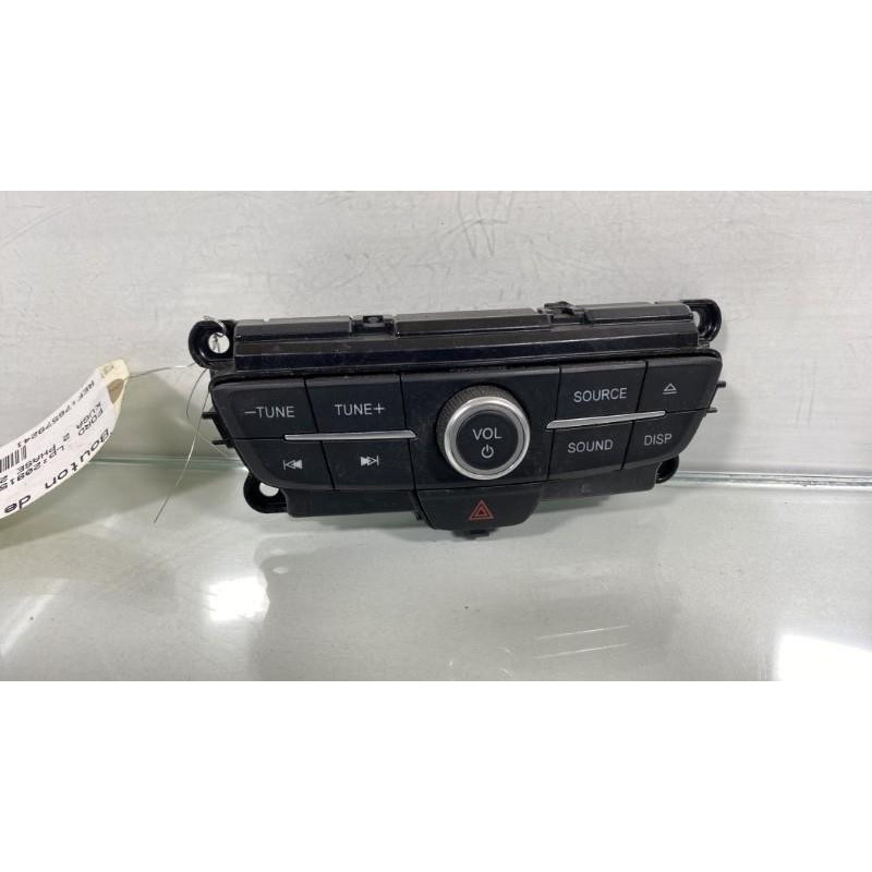 Bouton de warning FORD KUGA 2 Photo n°2