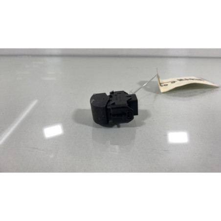 Interrupteur de leve vitre arriere droit FORD KUGA 2