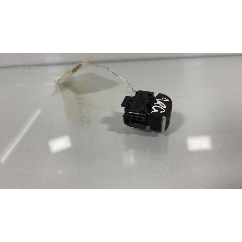 Interrupteur de leve vitre arriere gauche FORD KUGA 2 Photo n°3