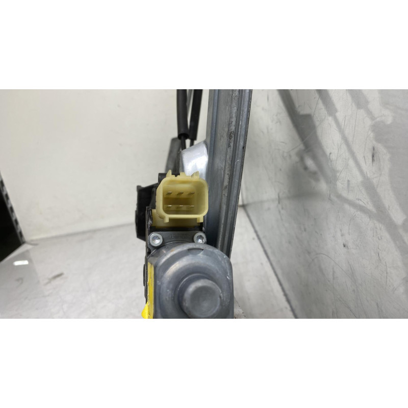 Leve vitre electrique avant droit FORD KUGA 2 Photo n°3