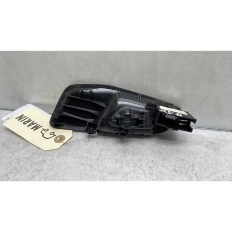 Poignee interieur avant droit FORD KUGA 2