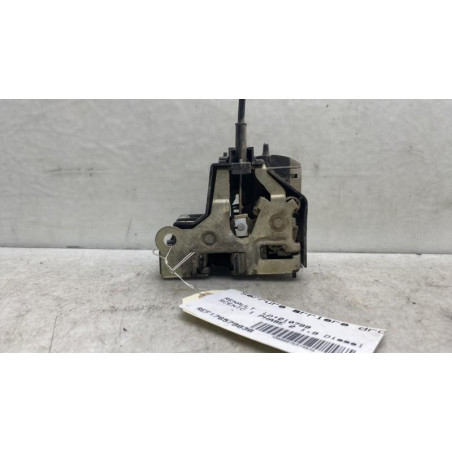 Serrure arriere droit RENAULT SCENIC 1