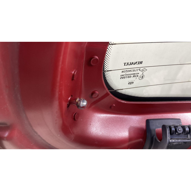 Malle/Hayon arriere RENAULT TWINGO 2 Photo n°8