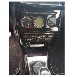Poignee interieur avant droit CITROEN DS3