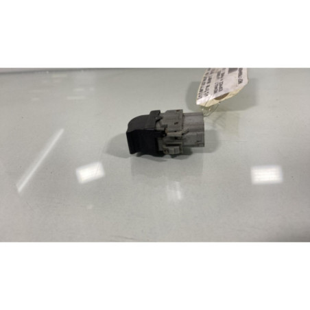 Interrupteur de leve vitre avant droit RENAULT ESPACE 4