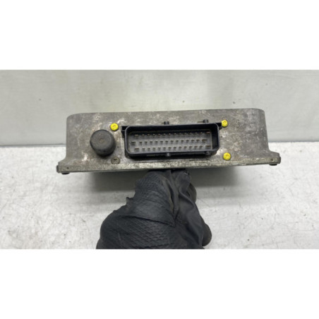 Calculateur moteur RENAULT ESPACE 4 Photo n°1