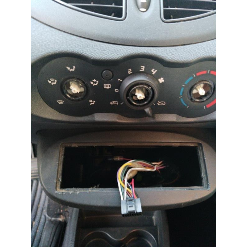 Calculateur moteur RENAULT TWINGO 2 Photo n°14