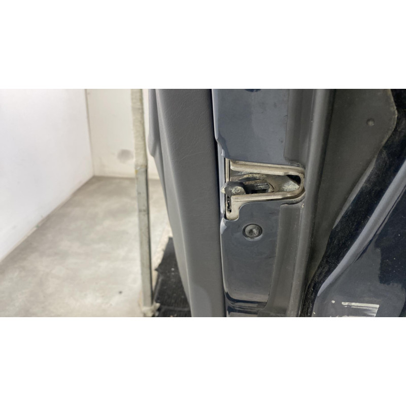 Porte avant droit MERCEDES CLASSE M 163 Photo n°1
