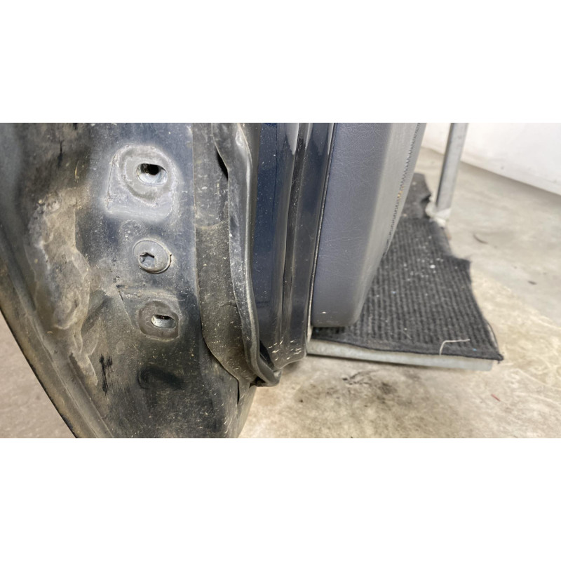 Porte avant droit MERCEDES CLASSE M 163 Photo n°2