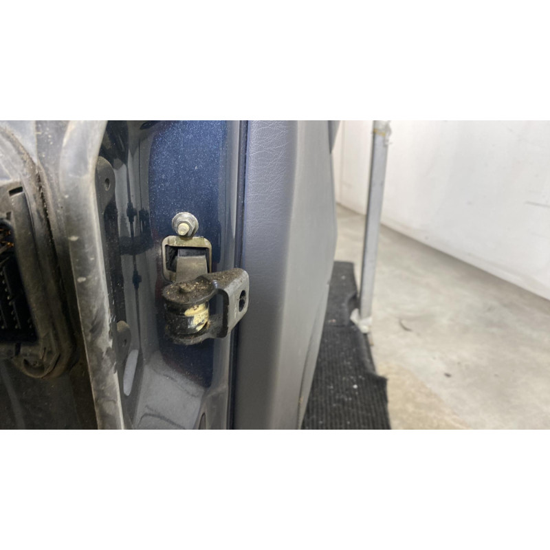 Porte avant droit MERCEDES CLASSE M 163 Photo n°6
