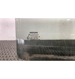 Vitre arriere droit NISSAN NOTE 1 Photo n°1