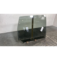 Vitre arriere droit NISSAN NOTE 1