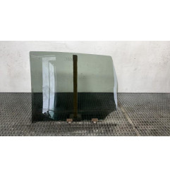 Vitre arriere droit NISSAN NOTE 1