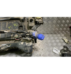 Reservoir AdBlue PEUGEOT 3008 2