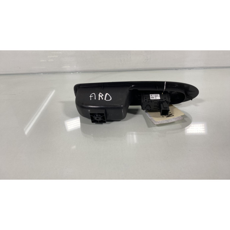 Interrupteur de leve vitre arriere droit CITROEN C4 2 Photo n°2
