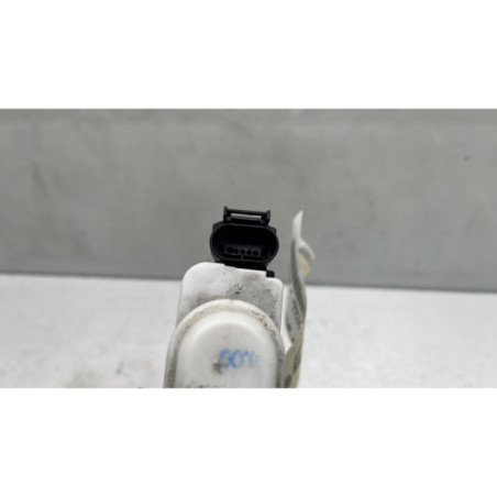 Serrure avant droit AUDI A4 1