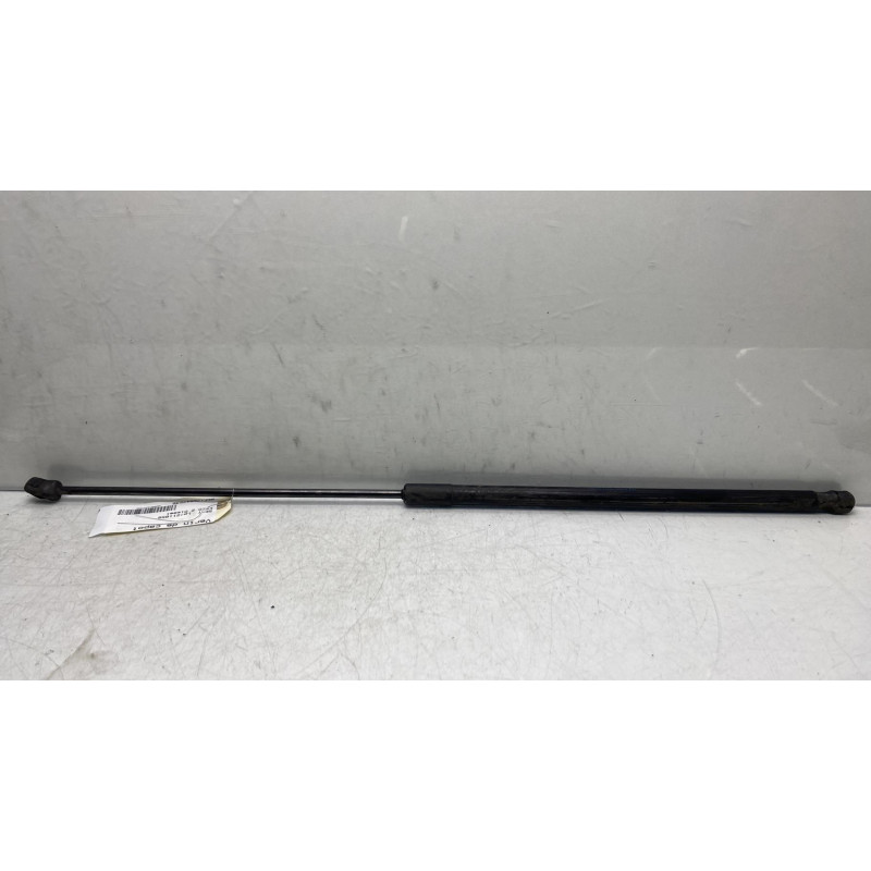 Verin de capot SEAT EXEO Photo n°1