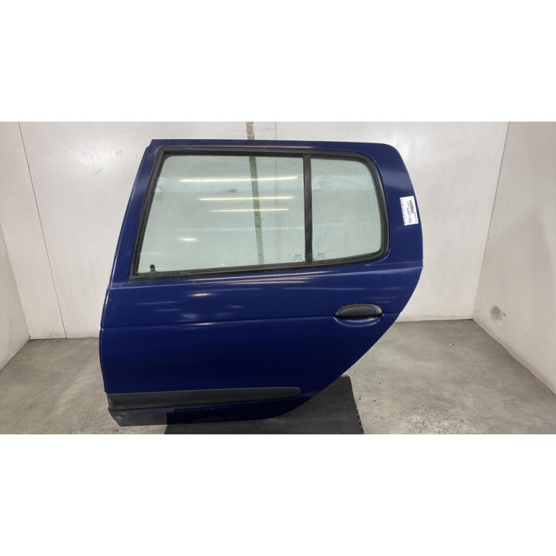 Porte arriere gauche RENAULT MEGANE 1 Photo n°4