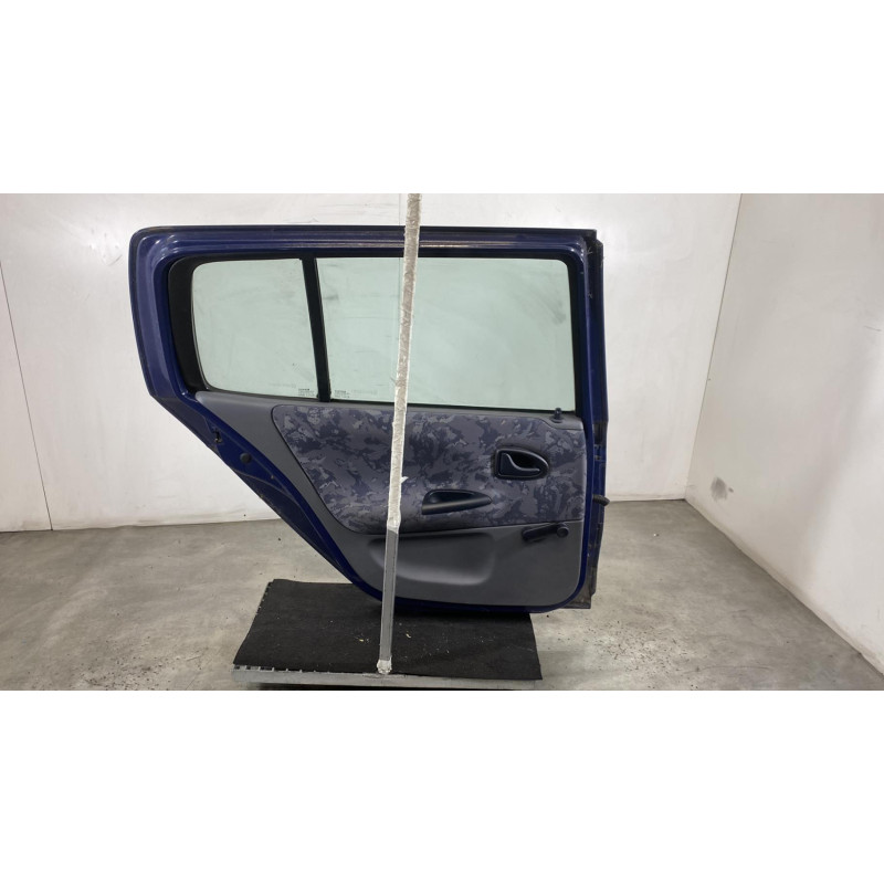 Porte arriere gauche RENAULT MEGANE 1 Photo n°6