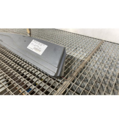 Baguette de porte arriere droite RENAULT CLIO 4